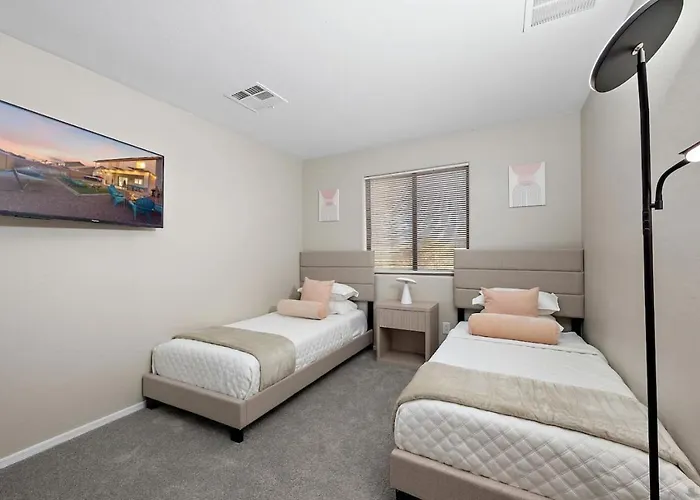 Desert Dunes Sauna And Casa Grande