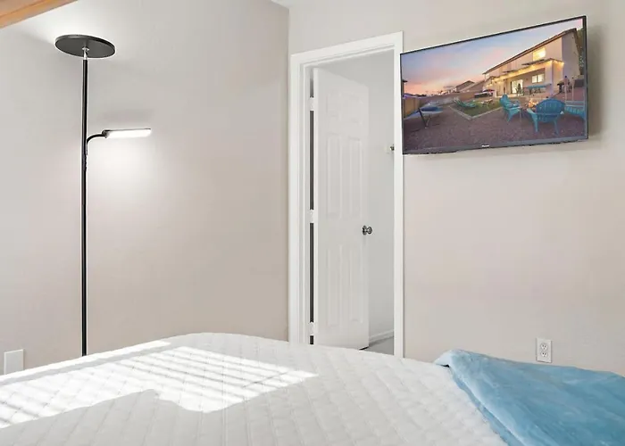 Desert Dunes Sauna And Casa Grande